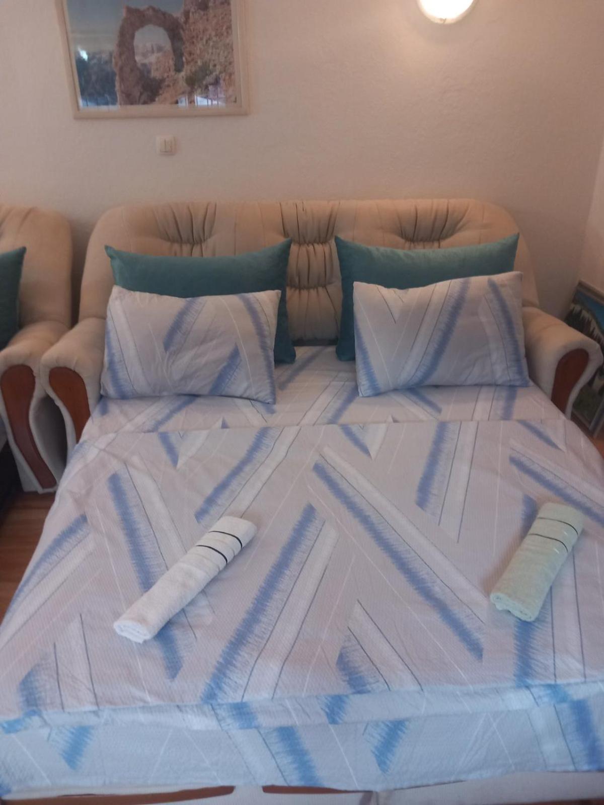 Villa Kuca Za Odmor Sa Bazenom Diva Grabovica Jablanica Esterno foto